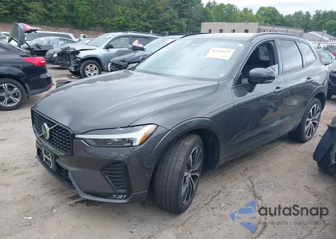 2023 Volvo Xc60 B6 Ultimate Dark Theme z USA, uszkodzony, nr VIN YV4062RX3P1238842